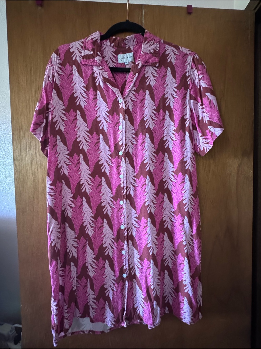 Nyla & Co. t-shirt dress with pockets. In great condition